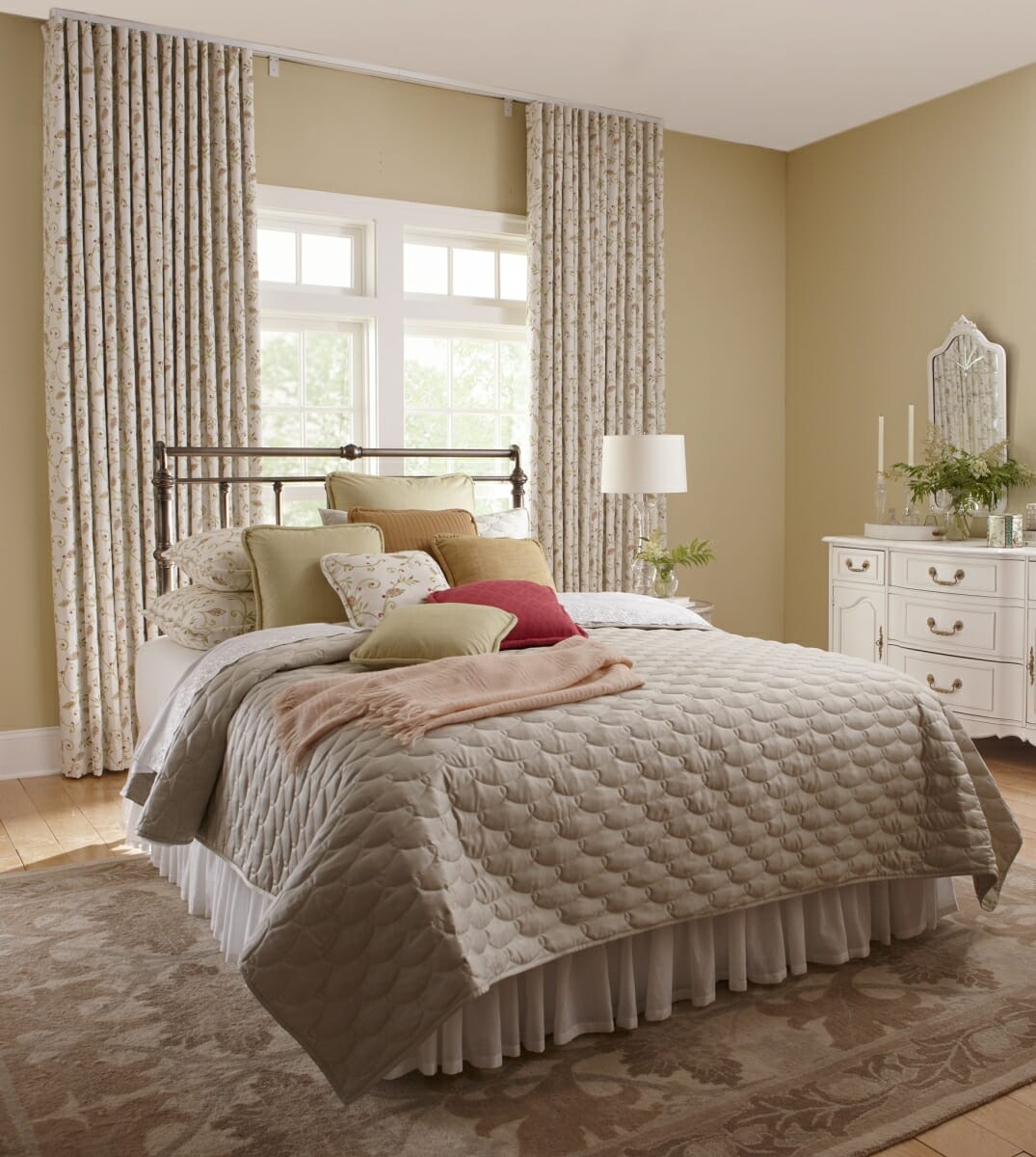 Window Treatment Ideas for the Bedroom - 3 Blind Mice