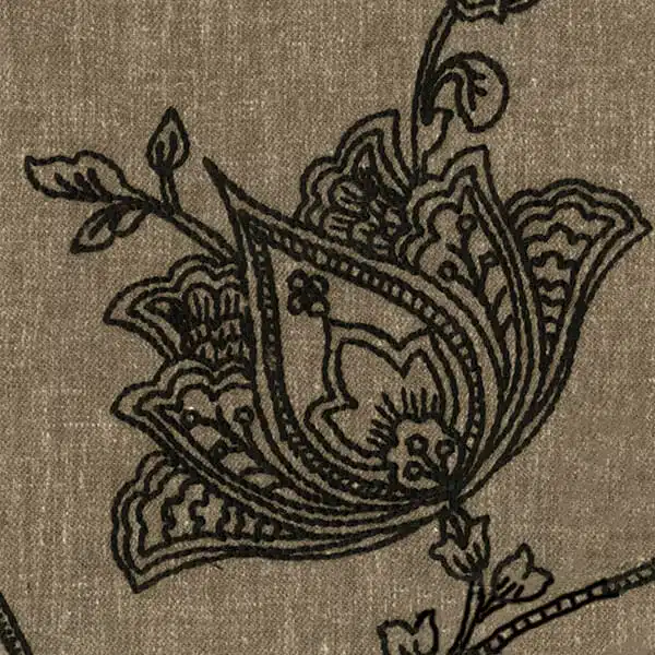 C_17_7200 (2) Black and tan drapes