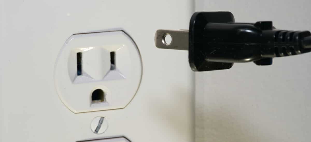 Use Smart Plugs to Track Usage Set Schedules Save Money