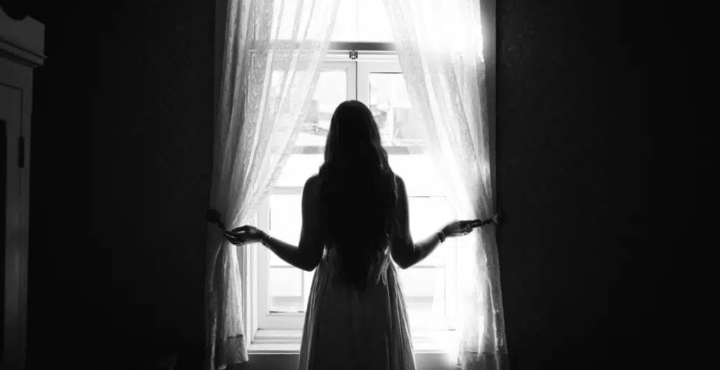 are-curtains-right-for-me What you need to know first when considering curtains or drapes for your home