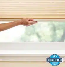 CORDLESS LIFT & LOCK CORDLECORDLESS LIFT & LOCKSS LIFT & LOCK TM