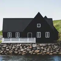 Decorate with black fall trends 1