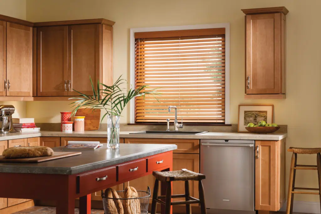12 faux-wood-blinds