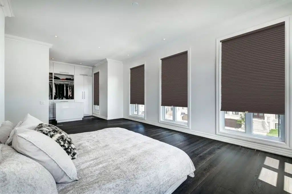 New luxury house Canadian style partially furnished